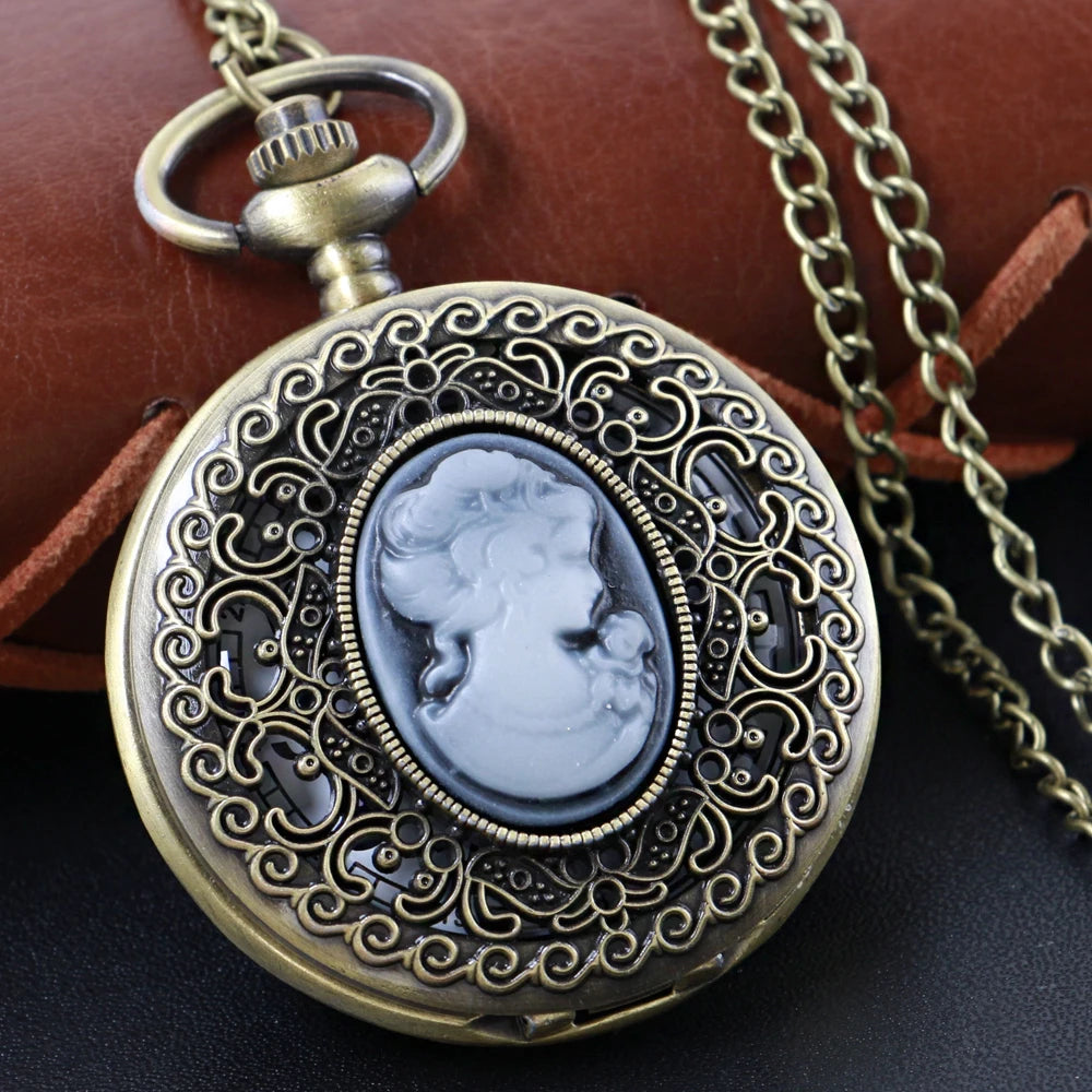 Gold Diamond Luxury Emerald Gem Pocket Watch Necklace Digital Pendant Chain Clock Fashion Sculpture Women's Men's Gift