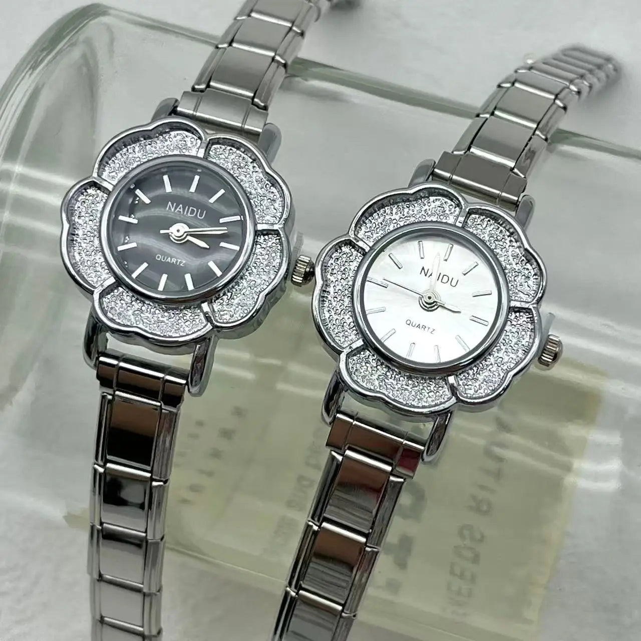 Women's Quartz Watches with Zirconia Flower Inlay Luxury Chic Design Stainless Steel Strap  Party Birthday Gift for Her