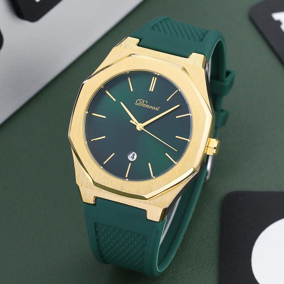 Simple leisure sports men's quartz watch  Waterproof casual wristwatch for men